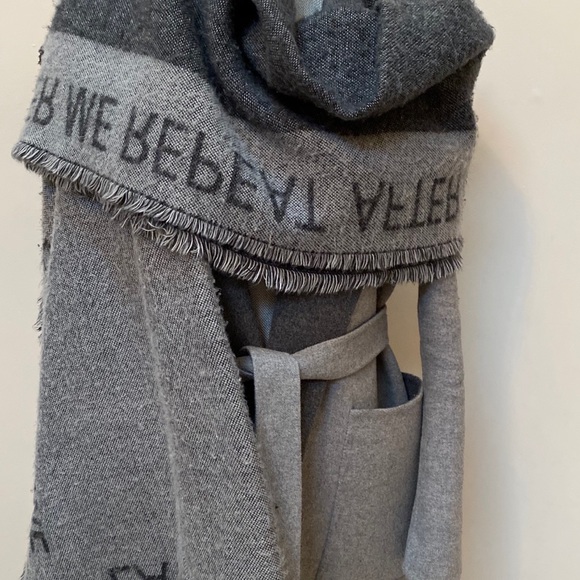 Soia & Kyo Two Tone Grey Shawl Collar Robe Coat - Picture 12 of 16